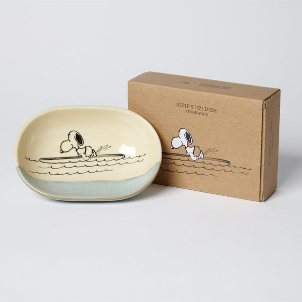 natural colour trinket / soap dish with blue glaze and snoopy surfing illustration, kraft gift box