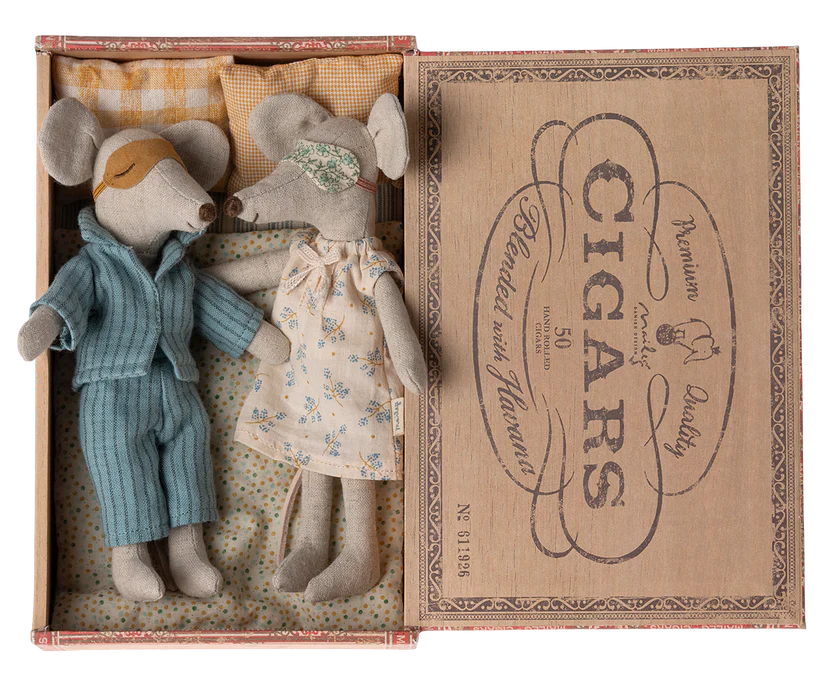 Little mum and dad mice dolls in pyjamas and eyemask with patterned bedding in faux wood cigar box. 