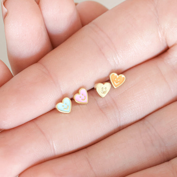 Set of 4 Mismatched Heart Face Stud Earrings in Gold